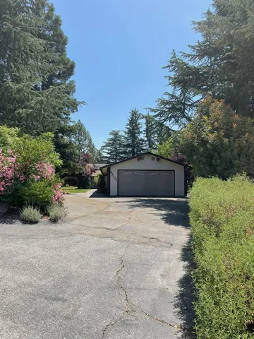 $509,000 | 42177 Lone Olive Lane, Ahwahnee, CA 93601