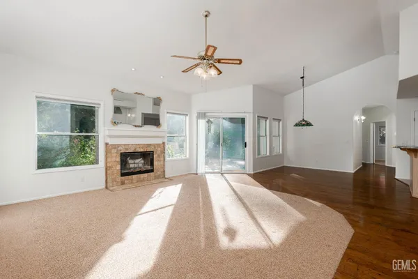 $300,000 | Undisclosed Address, Bakersfield, CA 93306