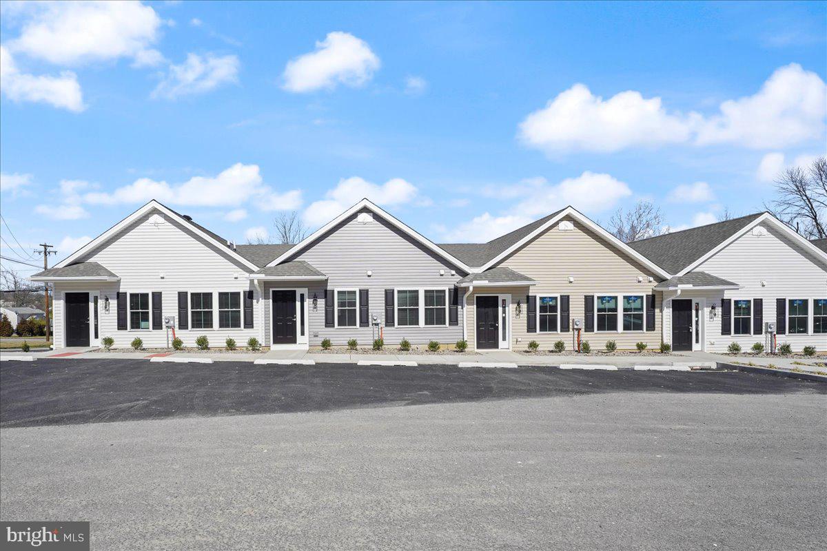 552 Creek Road, Unit 2 Kennett Square, PA 19348 - Photo 1 of 37