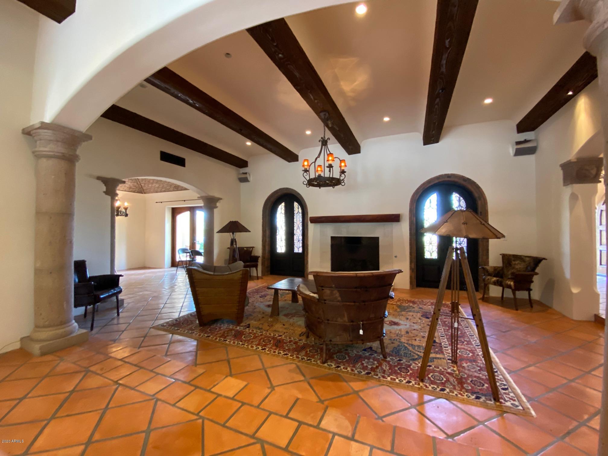 5239 East Roadrunner Road Paradise Valley, AZ 85253 - Photo 5 of 40 AZADI COLLECTION