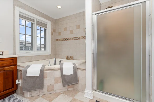 $475,000 | 1819 Country Hills Drive, Yorkville, IL 60560