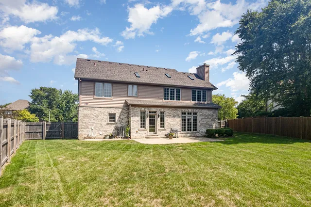 $475,000 | 1819 Country Hills Drive, Yorkville, IL 60560