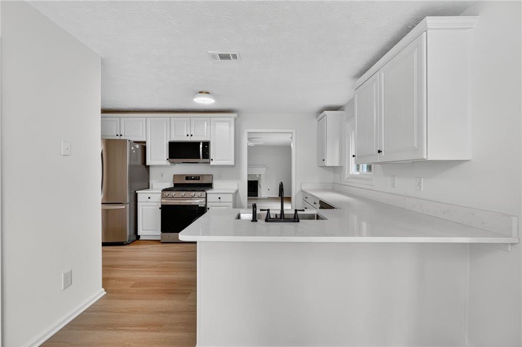 2845 Factor Walk Boulevard Suwanee, GA 30024 - Photo 14 of 30