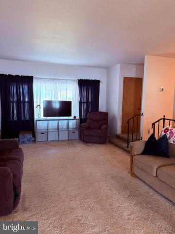129 Sunnyside Road Smyrna, DE 19977 - Photo 12 of 32 Living Room