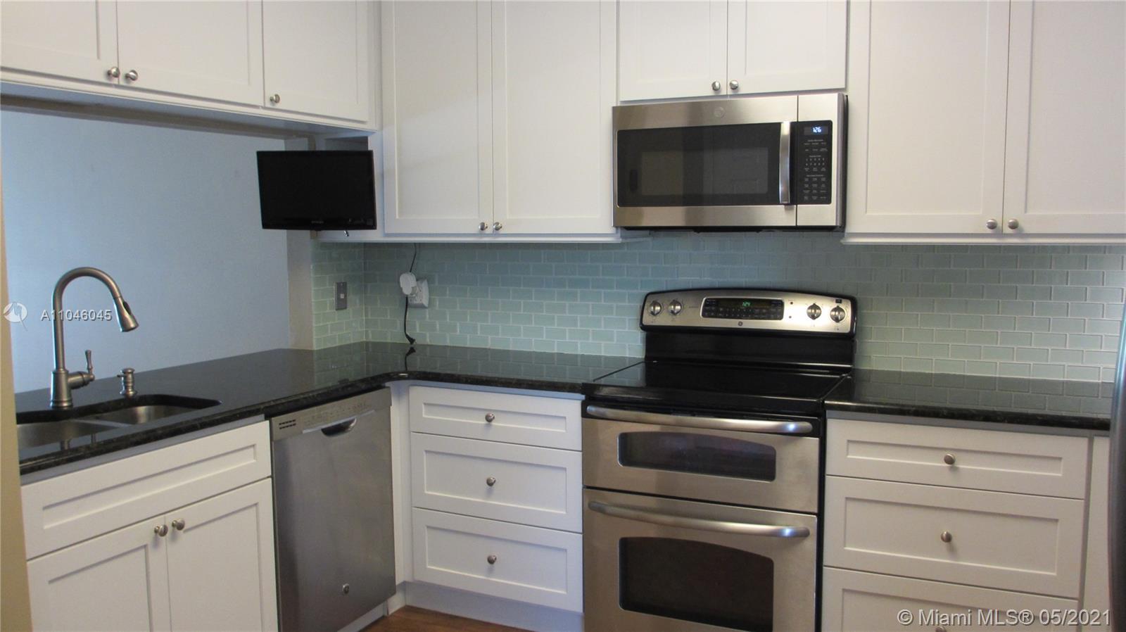 North Passage Tequesta, FL 33469 - Photo 4 of 23