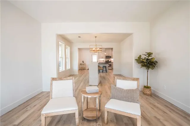 $2,950 | 1406 East 29th Street, Bryan, TX 77802