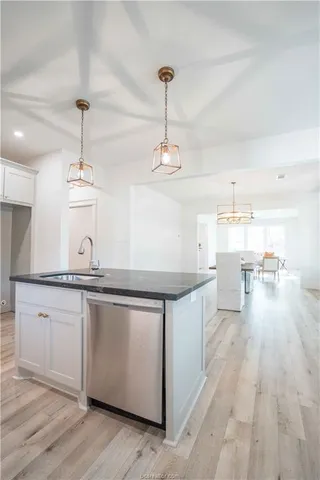 $2,950 | 1406 East 29th Street, Bryan, TX 77802