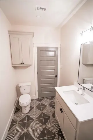 $2,950 | 1406 East 29th Street, Bryan, TX 77802