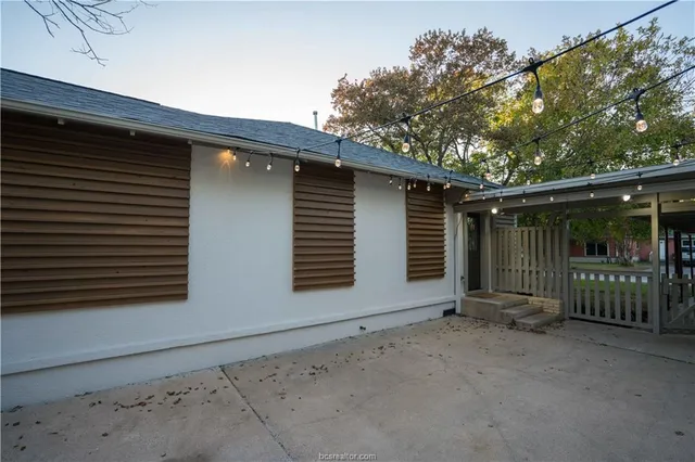 $2,950 | 1406 East 29th Street, Bryan, TX 77802