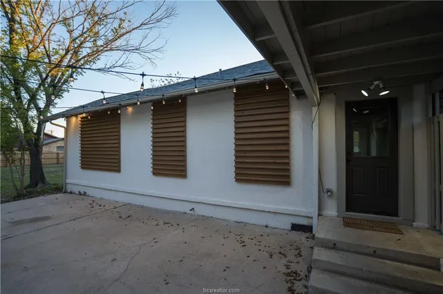 $2,950 | 1406 East 29th Street, Bryan, TX 77802