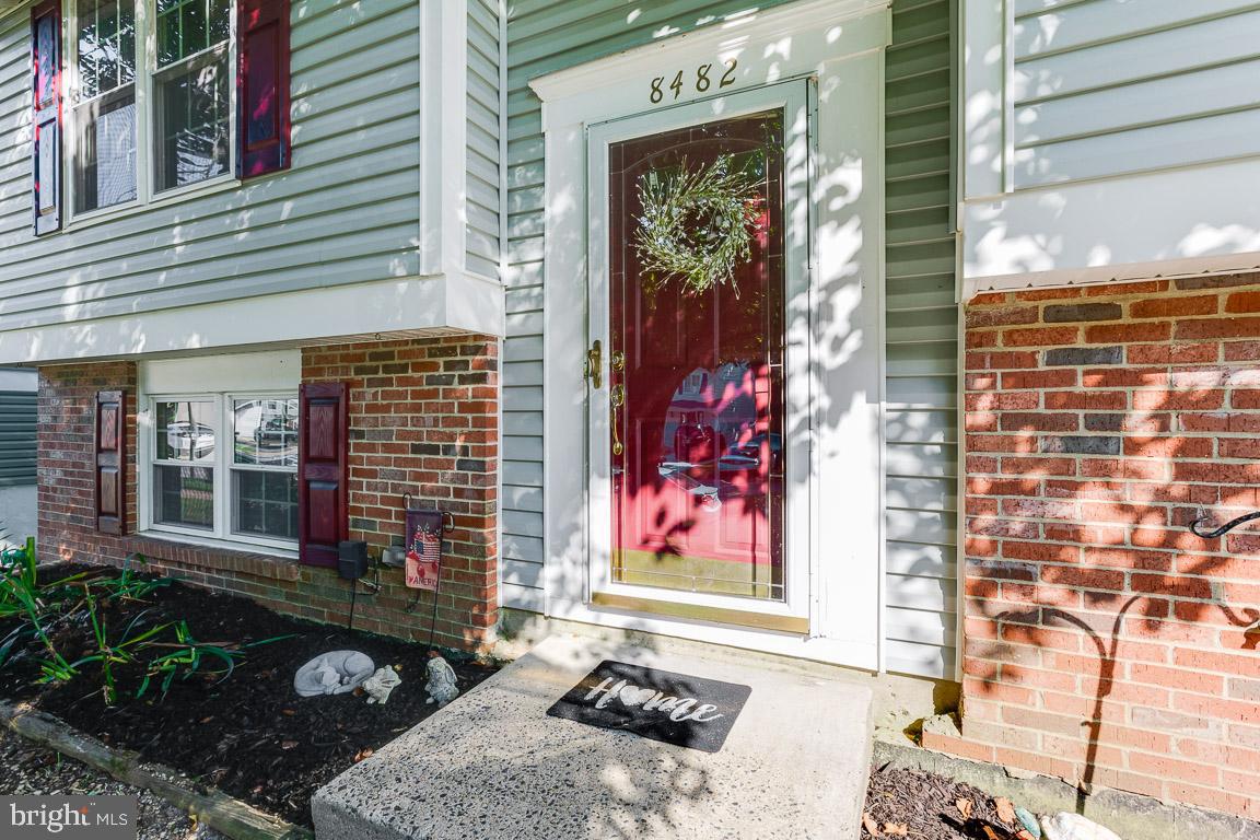 8482 Magic Tree Court Springfield, VA 22153 - Photo 2 of 34 Welcome Home