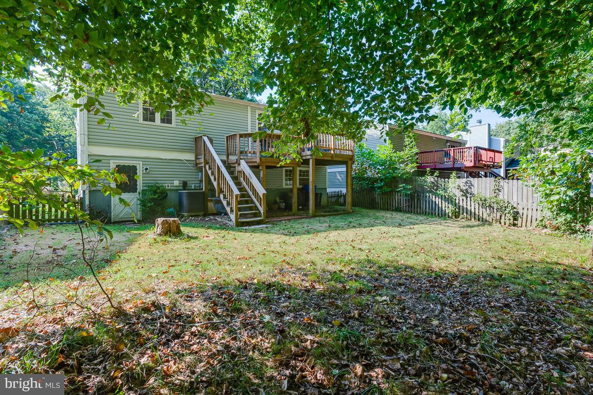8482 Magic Tree Court Springfield, VA 22153 - Photo 26 of 34 Flat lot