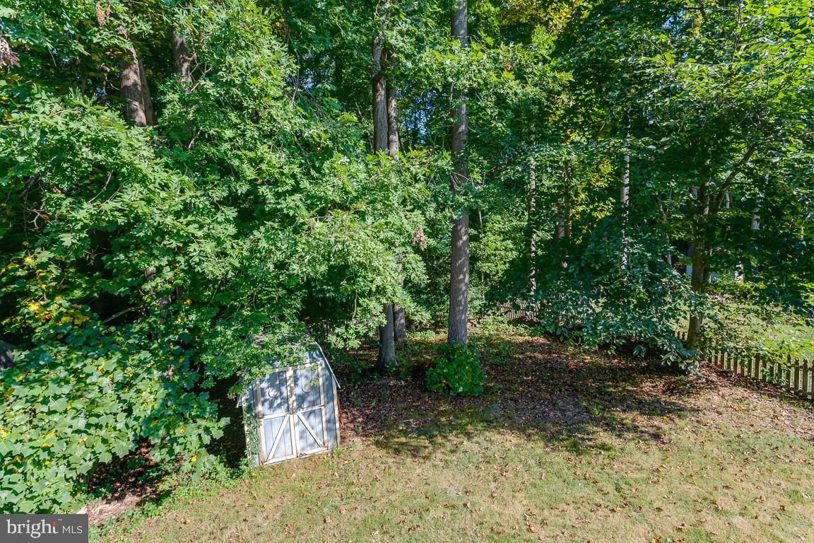 8482 Magic Tree Court Springfield, VA 22153 - Photo 28 of 34 Gallery Image 28