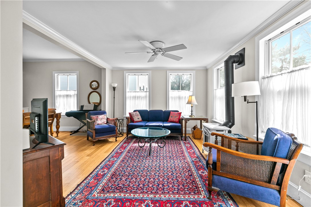 6 Gladding Court Newport, RI 02840 - Photo 7 of 35