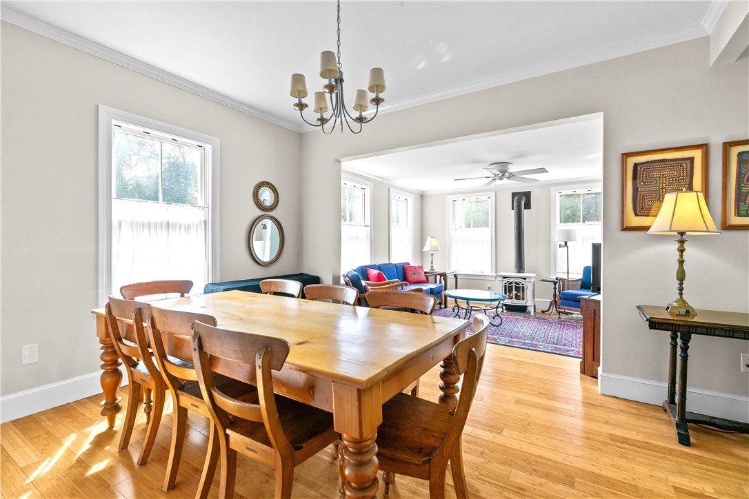 6 Gladding Court Newport, RI 02840 - Photo 10 of 35