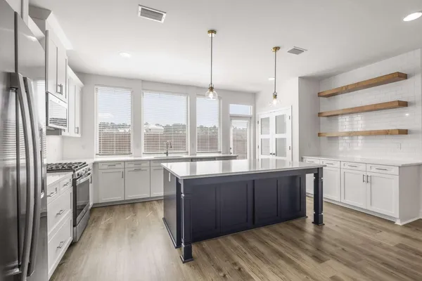 $2,600 | 3658 Meadow Vista Lane, Tallahassee, FL 32308