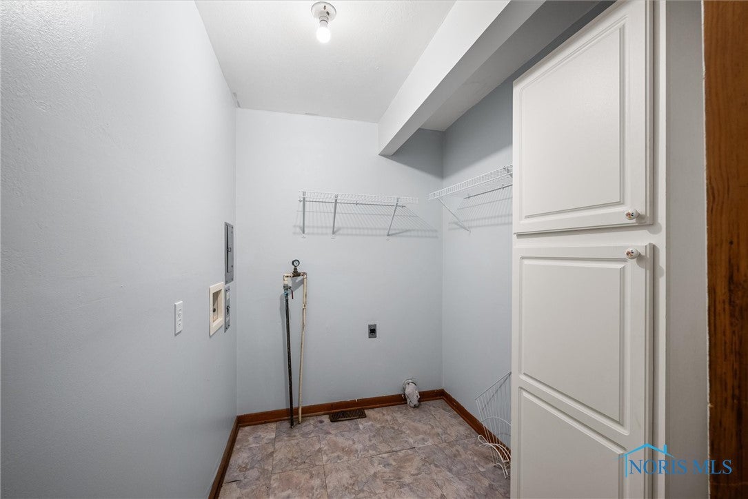 11644 Old State Line Road Swanton, OH 43558 - Photo 15 of 22 Gallery Image 15