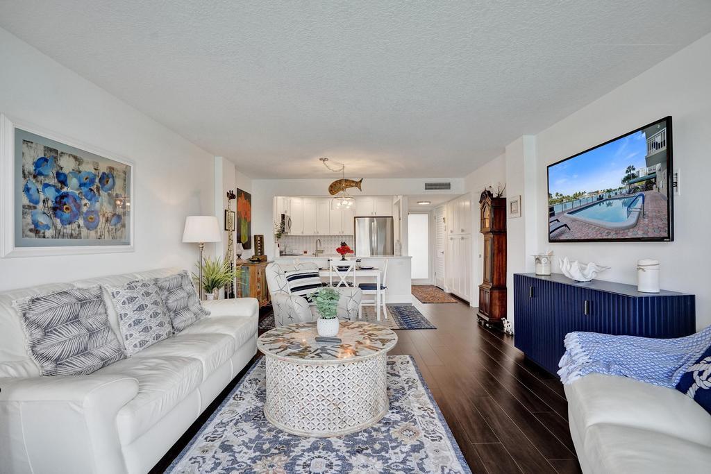 2611 North Riverside Drive, Unit 304 Pompano Beach, FL 33062 - Photo 12 of 81 DSC03903