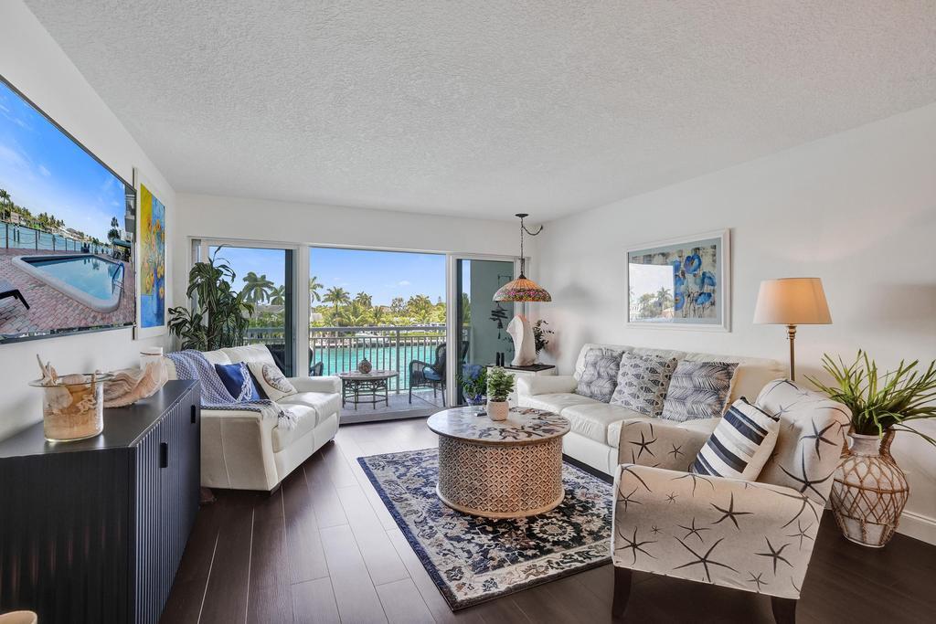 2611 North Riverside Drive, Unit 304 Pompano Beach, FL 33062 - Photo 13 of 81 DSC03888