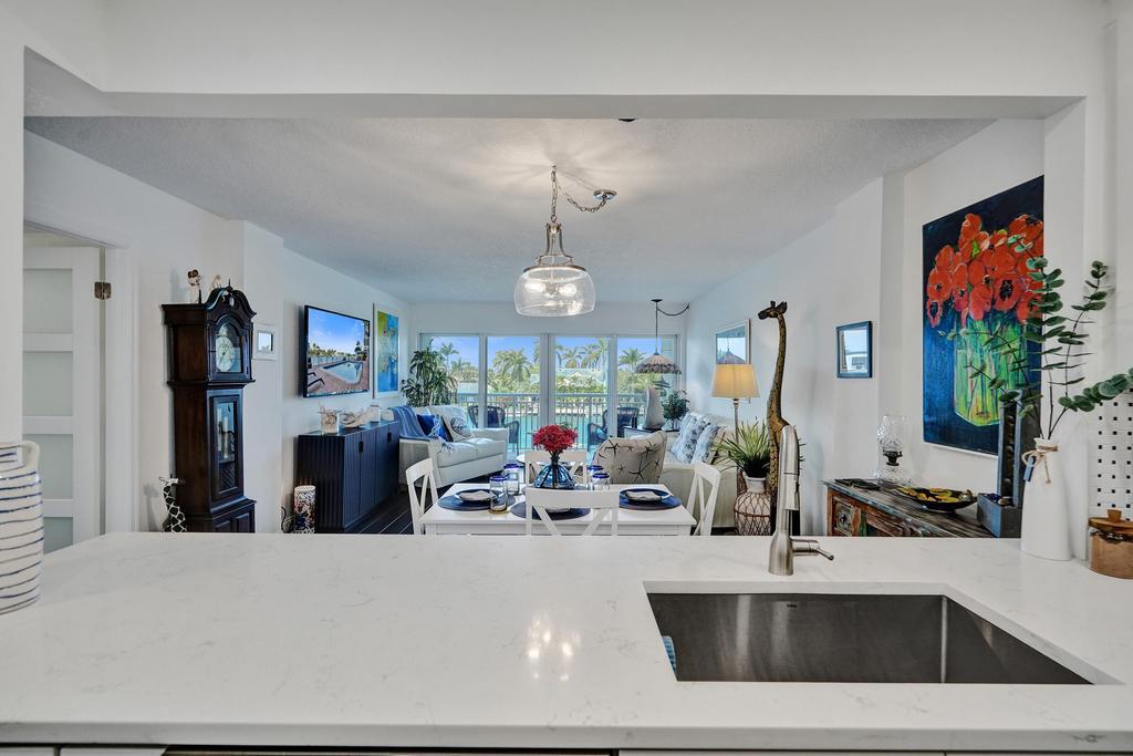 2611 North Riverside Drive, Unit 304 Pompano Beach, FL 33062 - Photo 19 of 81 DSC03867 - Copy (2)