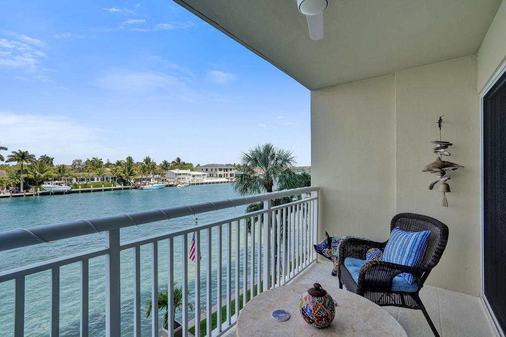 2611 North Riverside Drive, Unit 304 Pompano Beach, FL 33062 - Photo 72 of 81 DSC03915