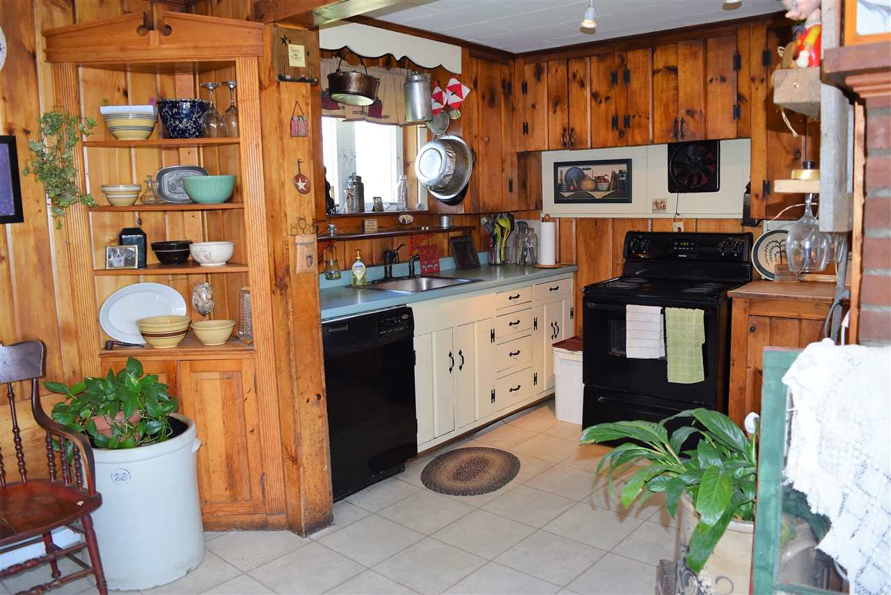 966 South Lunenburg Road Lunenburg, VT 05906 - Photo 6 of 21