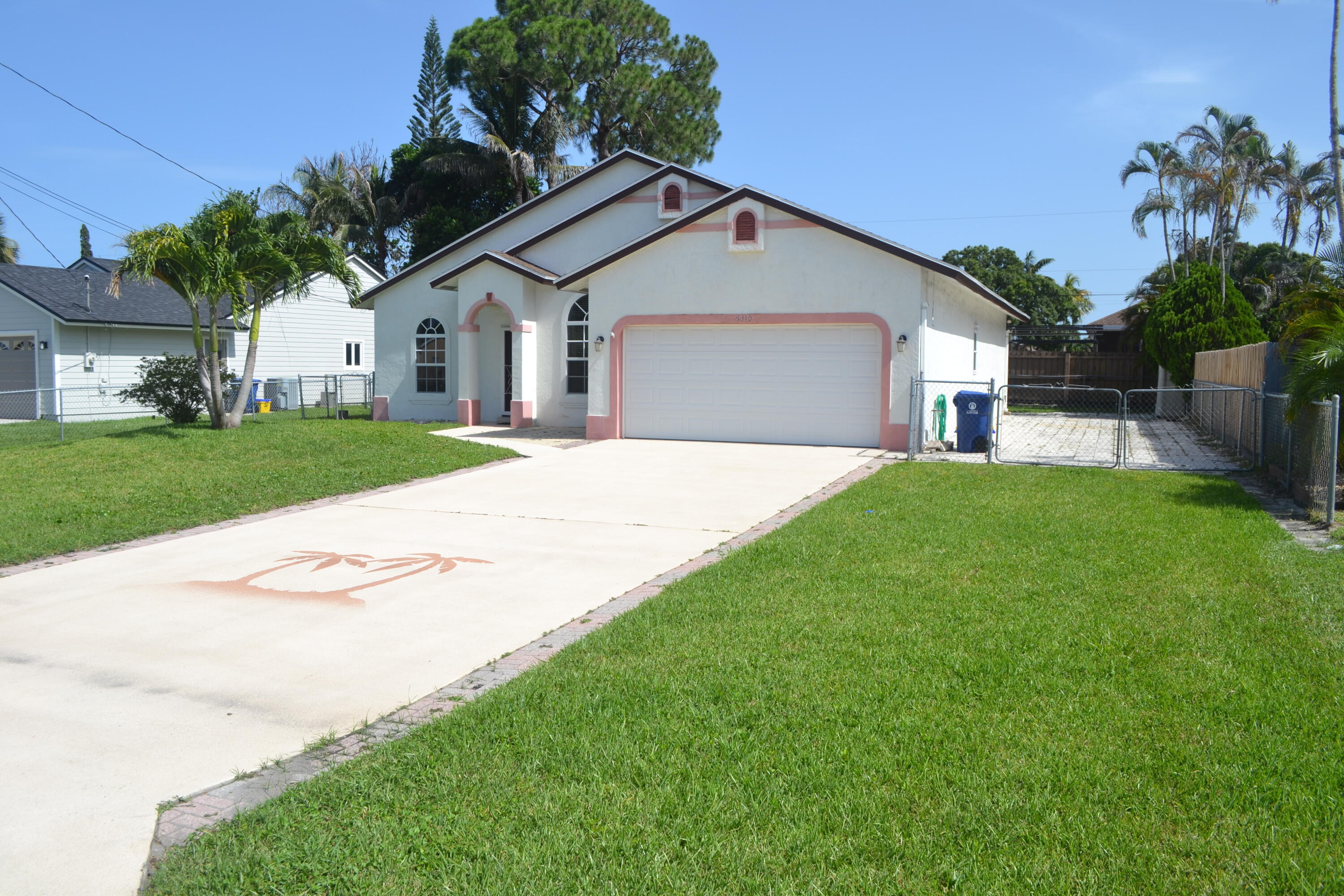 6310 Drake Street Jupiter, FL 33458 - Photo 2 of 17 6310 Drake Street