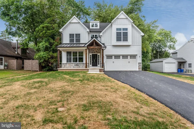 $1,025,000 | 706 Clover Lane, Plymouth Meeting, PA 19462