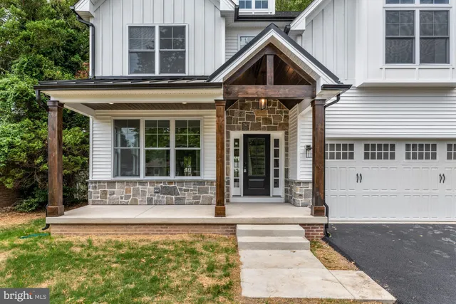 $1,025,000 | 706 Clover Lane, Plymouth Meeting, PA 19462