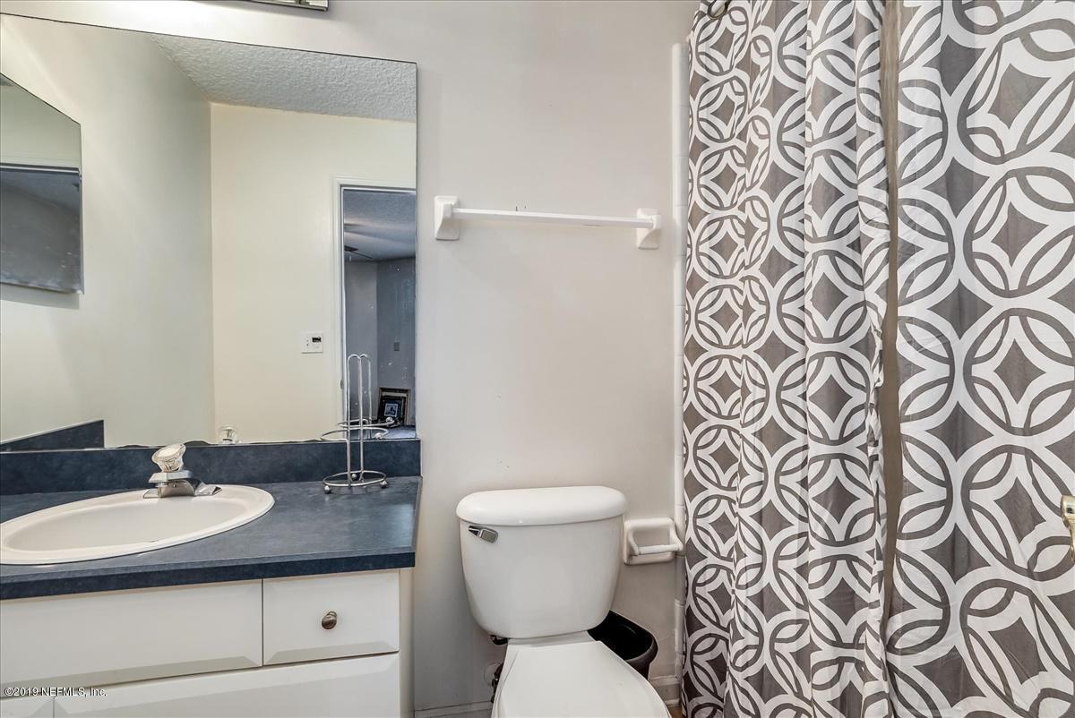 12505 Sampson Road Jacksonville, FL 32218 - Photo 24 of 28 24-Bathroom