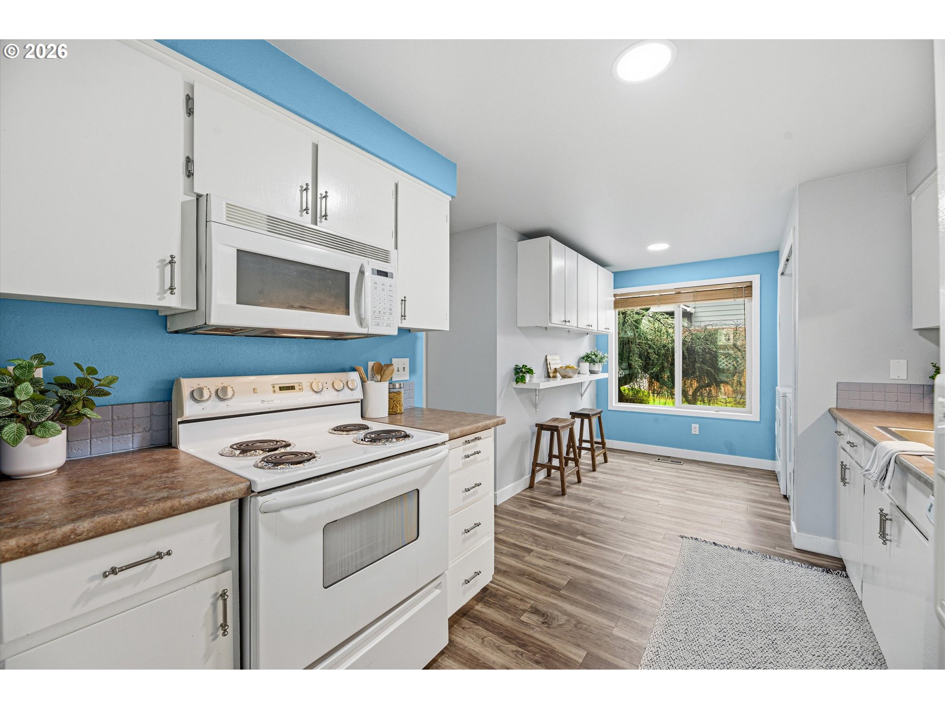 20464 Southwest Rosa Drive Beaverton, OR 97078 - Photo 13 of 38