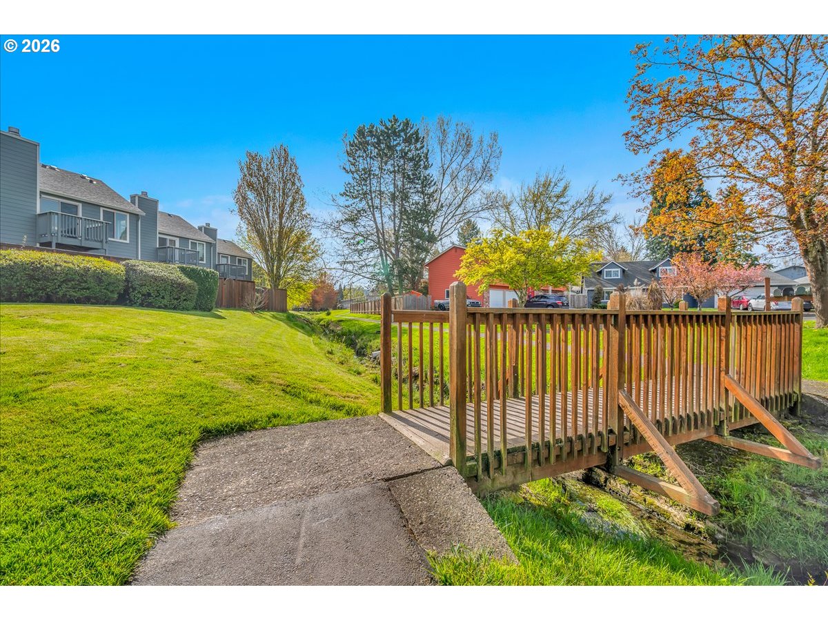 20464 Southwest Rosa Drive Beaverton, OR 97078 - Photo 33 of 38