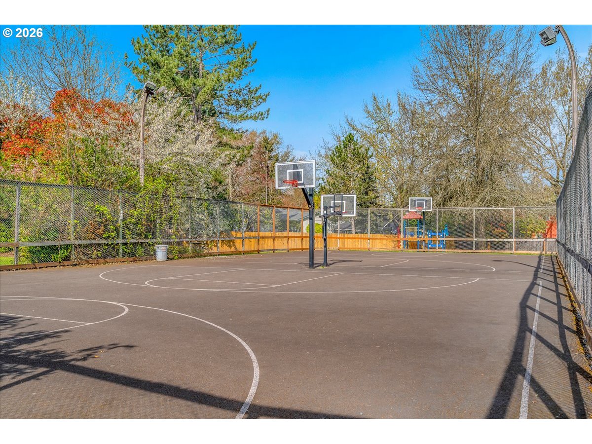 20464 Southwest Rosa Drive Beaverton, OR 97078 - Photo 35 of 38