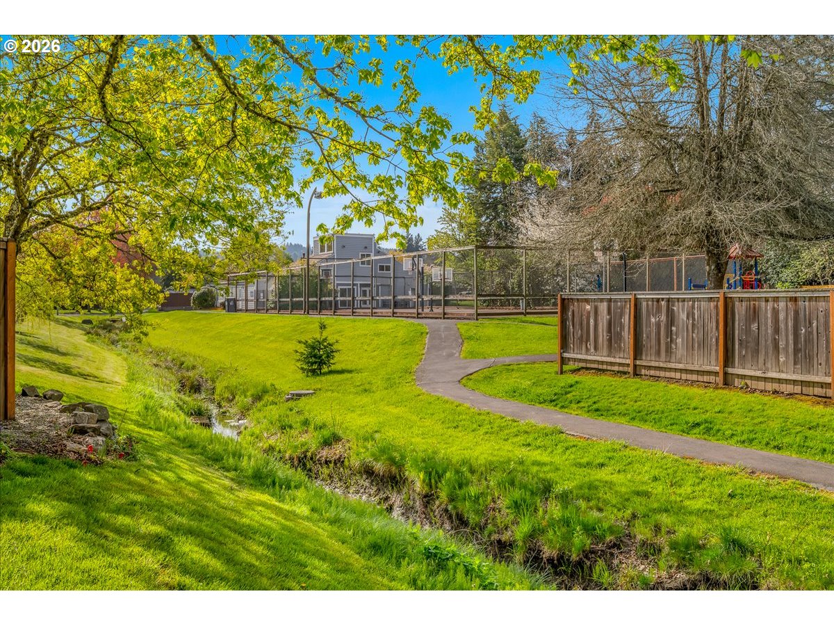 20464 Southwest Rosa Drive Beaverton, OR 97078 - Photo 36 of 38