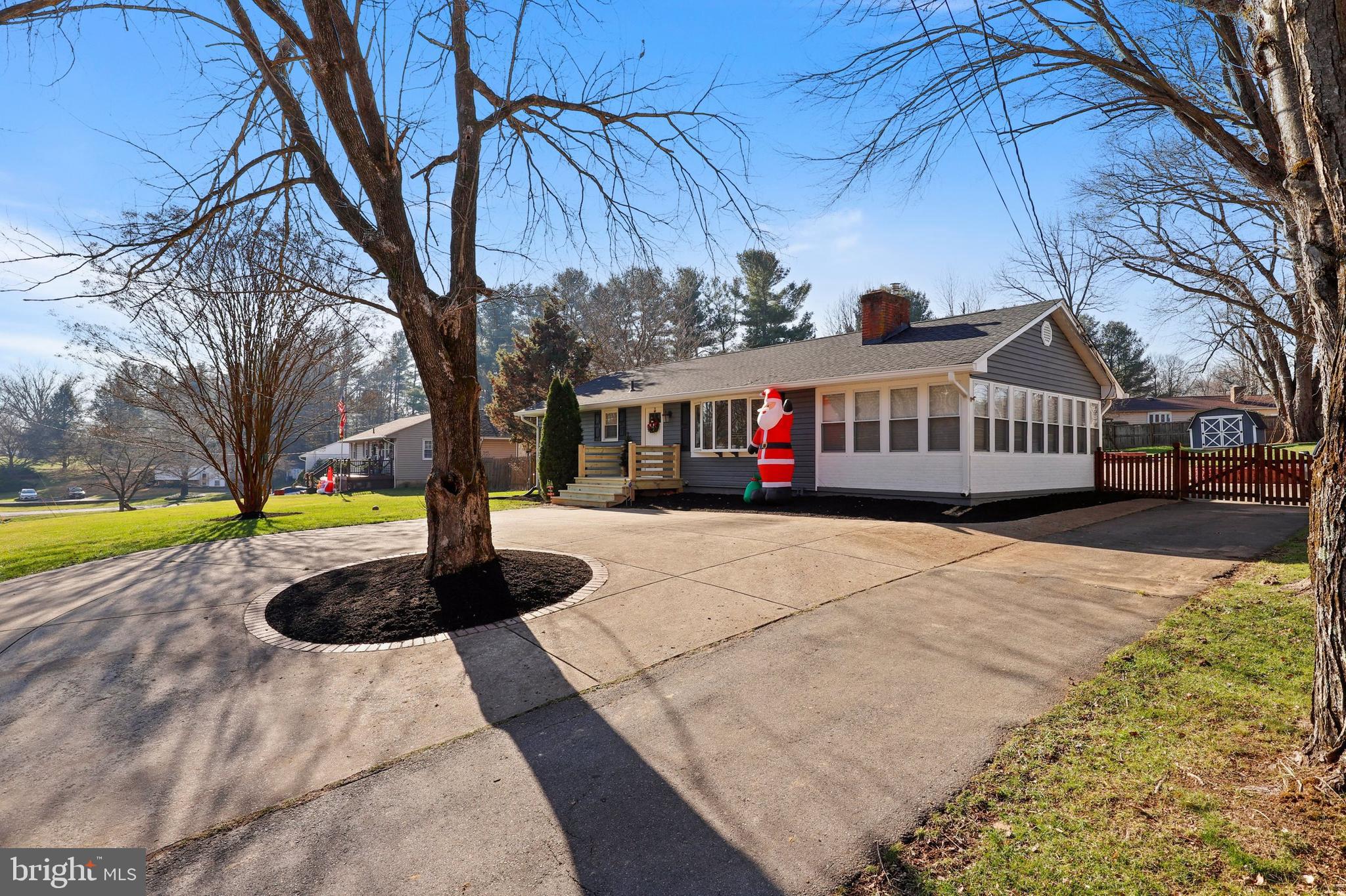 8348 Hawkins Creamery Road Gaithersburg, MD 20882 - Photo 3 of 37 Gallery Image 3