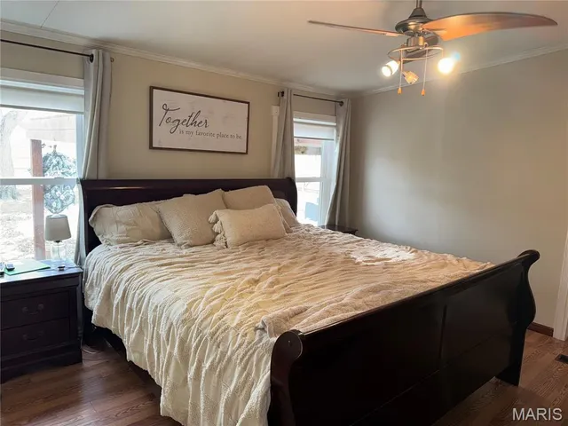 $149,000 | 409 West Jefferson Avenue, Patoka, IL 62875