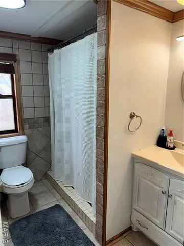 $149,000 | 409 West Jefferson Avenue, Patoka, IL 62875