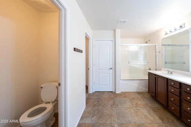 $1,995 | 2721 East Bart Street, Gilbert, AZ 85295