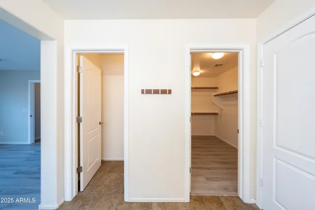 $1,995 | 2721 East Bart Street, Gilbert, AZ 85295