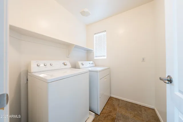 $1,995 | 2721 East Bart Street, Gilbert, AZ 85295