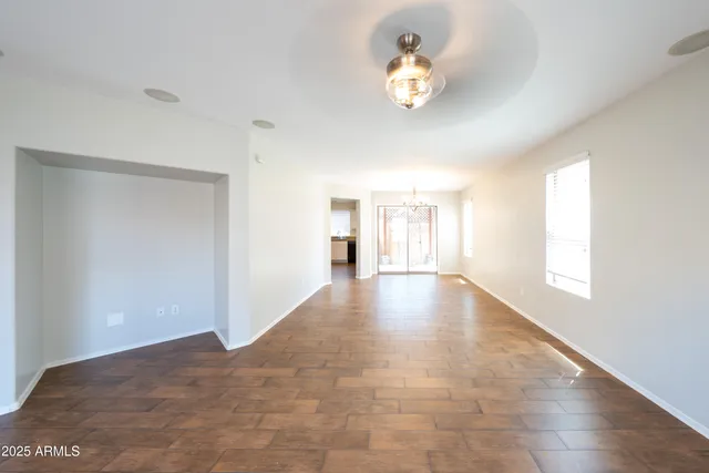 $1,995 | 2721 East Bart Street, Gilbert, AZ 85295