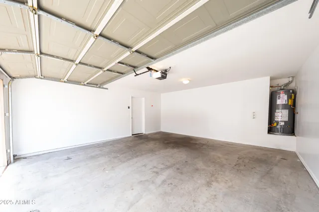 $1,995 | 2721 East Bart Street, Gilbert, AZ 85295