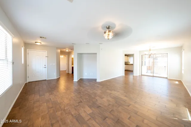 $1,995 | 2721 East Bart Street, Gilbert, AZ 85295