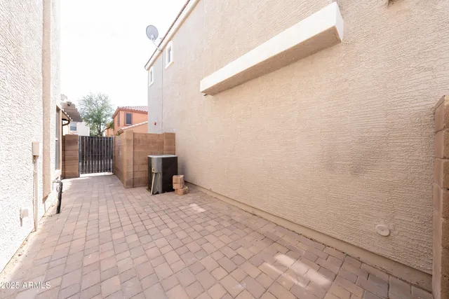 $1,995 | 2721 East Bart Street, Gilbert, AZ 85295