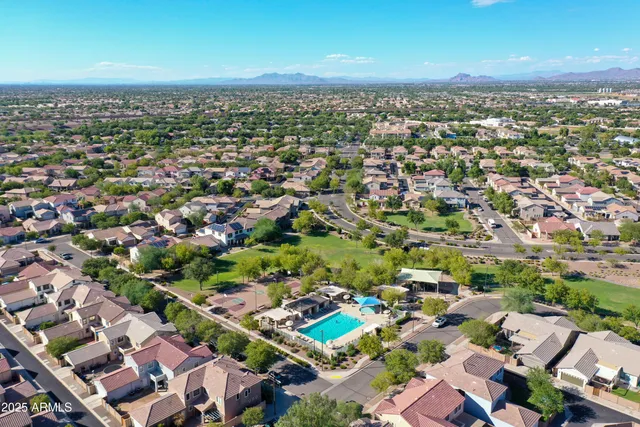 $1,995 | 2721 East Bart Street, Gilbert, AZ 85295