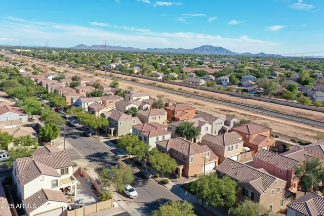 $1,995 | 2721 East Bart Street, Gilbert, AZ 85295