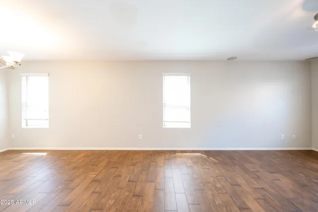 $1,995 | 2721 East Bart Street, Gilbert, AZ 85295