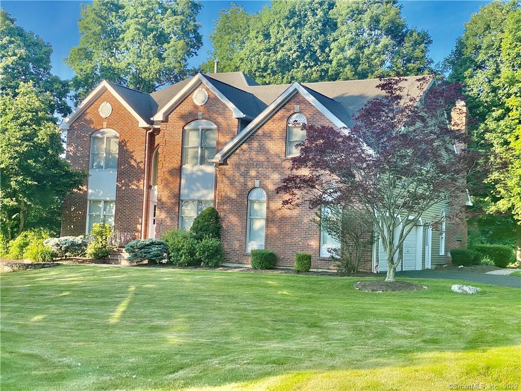 29 Whitewood Road Newtown, CT 06470 - Photo 1 of 1