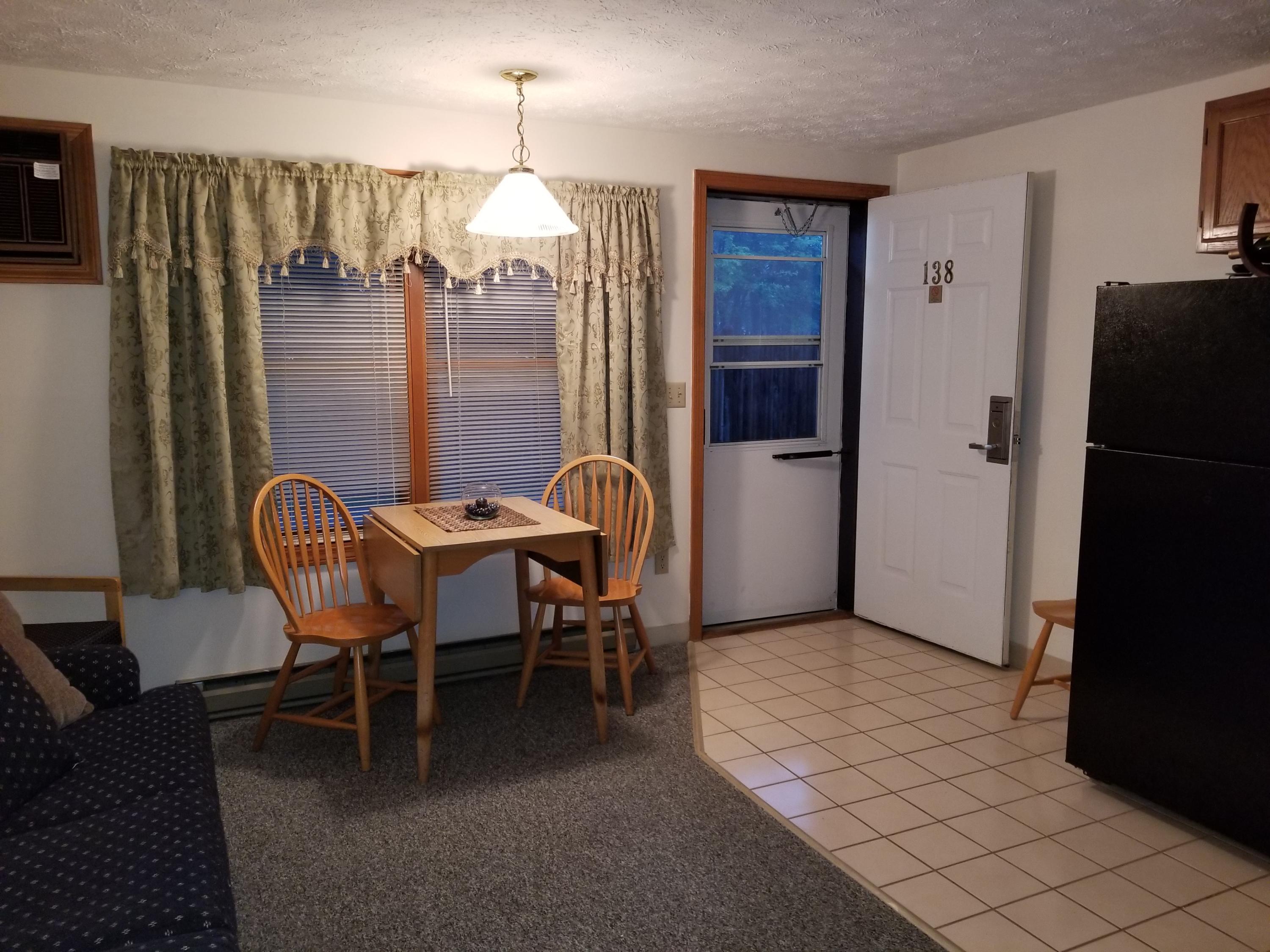 1072 Post Road, Unit 138 Wells, ME 04090 - Photo 4 of 15 Livingroom 1