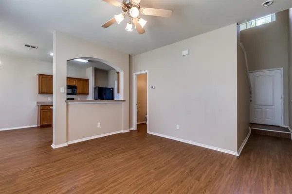 $1,900 | 2228 Stonebrook Lane, Mesquite, TX 75181